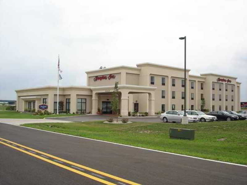 Hampton Inn By Hilton Litchfield Экстерьер фото